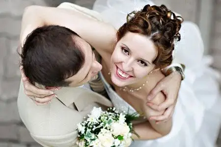 深圳市侦探公司地址：婚约财产纠纷女方没有钱怎么办理