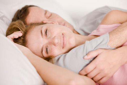 深圳市私家侦探公司：和同事婚外恋该怎么相处？